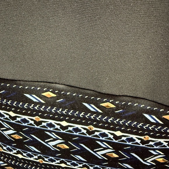 White House Black Market black split sleeve dress with embroidery size small - Picture 10 of 11